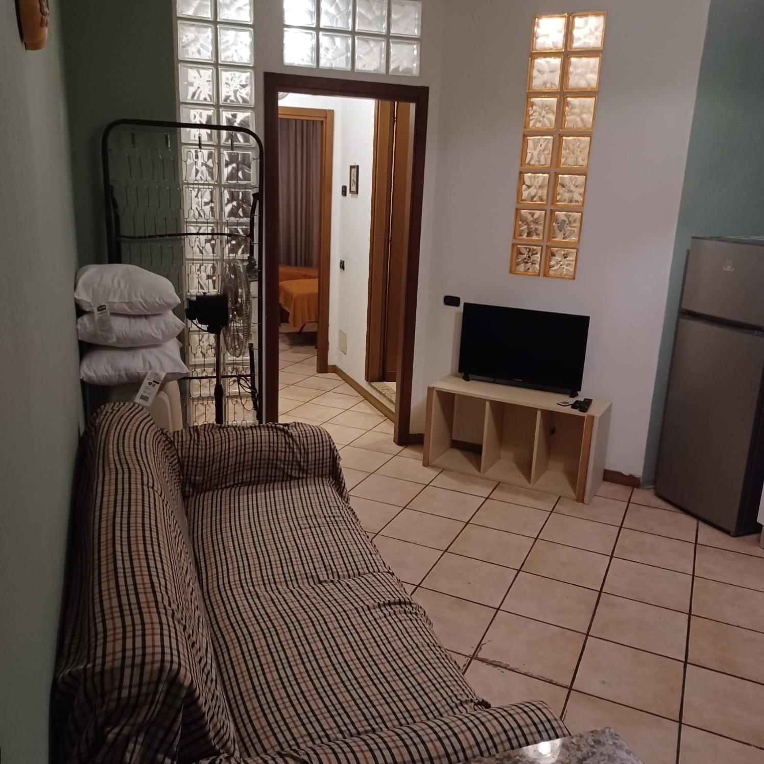 La Siesta Apartment Novara Exterior photo
